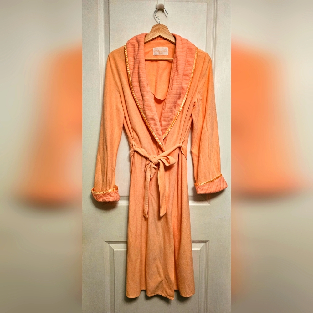 Vintage 60s 70s Sears Best At Home Wear Womens Peach Coral Bath Robe Housecoat